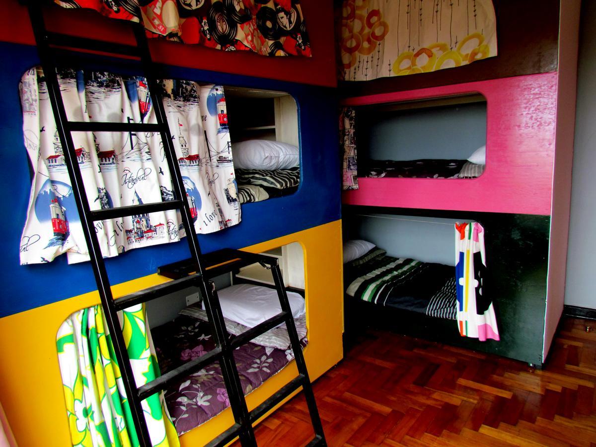 La Casa Azul Hostel فالبارايسو المظهر الخارجي الصورة